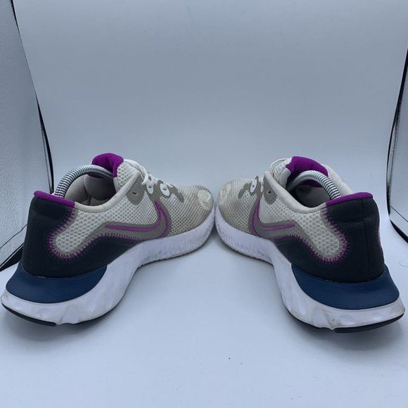 Nike Womens Renew Run CK6360-002 Multicolor Lace Up Running Shoes Size 11 - Picture 3 of 8
